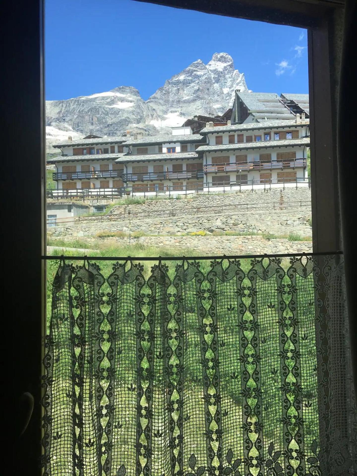 Stella Del Cervino, Ski In & Ski Out, With Garage Breuil-Cervinia Bagian luar foto